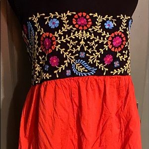 XXL fits 2X. Long Tunic/short dress.